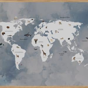 WORLD MAP BLUE - BØRNEPLAKAT - VERDENSKORT MED DYR Blue A3 (29,7 x 42cm) - BØRN > BØRNEPLAKATER - Living Nature